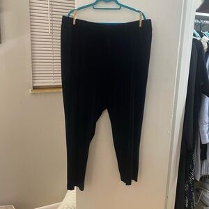 NWT Torrid Velvet Dress Pants